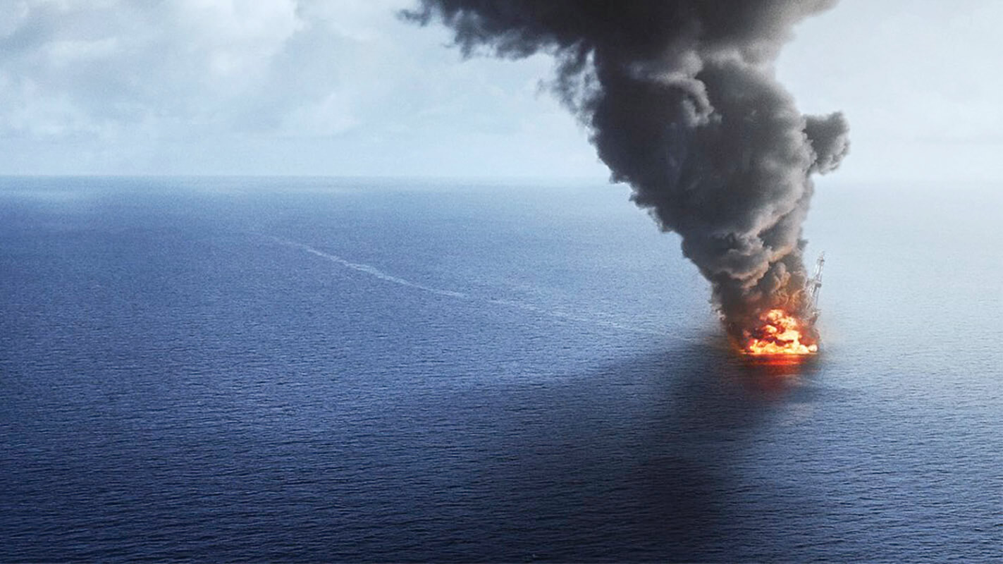 Взрыв нефтяной платформы Deepwater Horizon. 20 Апреля 2010 глубоководный Горизонт. Взрыв на нефтяной платформе Deepwater Horizon (20 апреля 2010). Взрыв и пожар на нефтяной платформе Deepwater Horizon. 19 апреля 2010